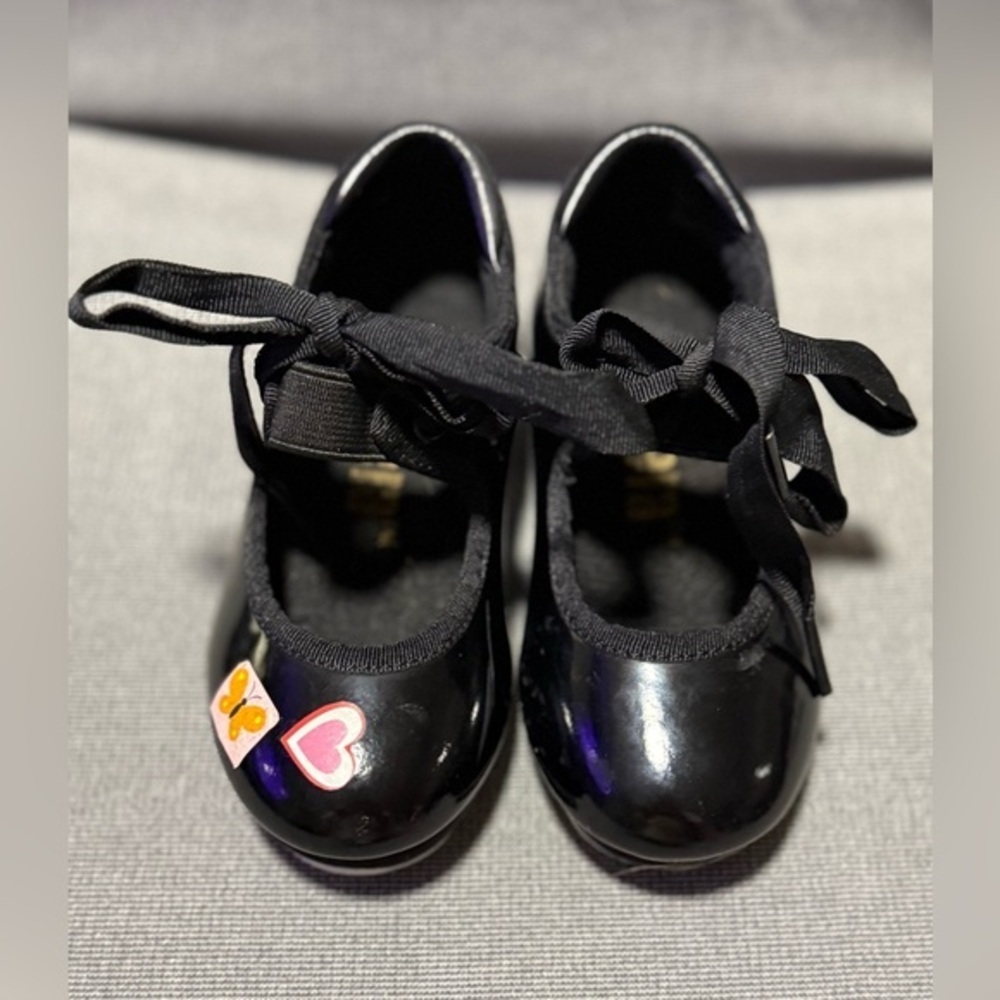 Balera Black Toddler Tap Shoes with Heart and Butterfly Accents Size M